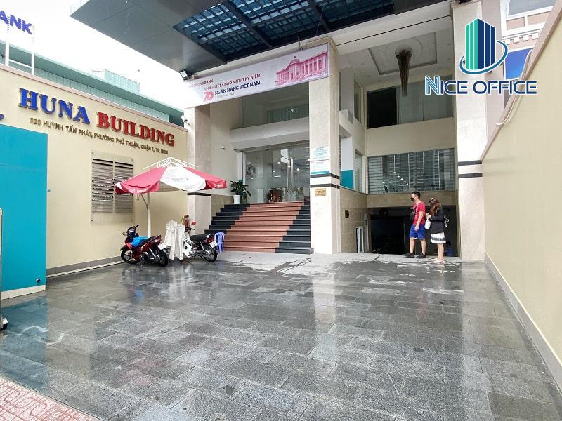Huna Building