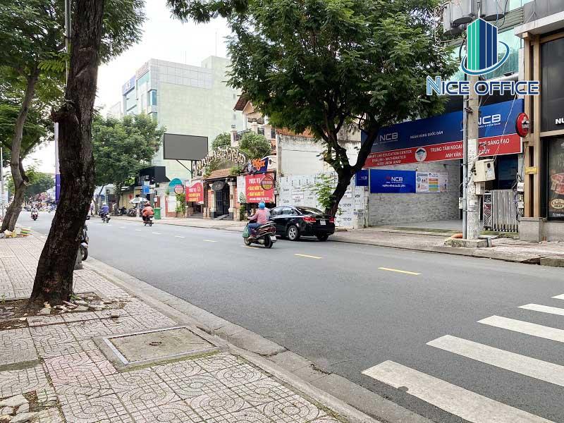 Đường Lê Văn Sỹ phía trước tòa nhà OIIC Building luôn có giao thông thông thoáng