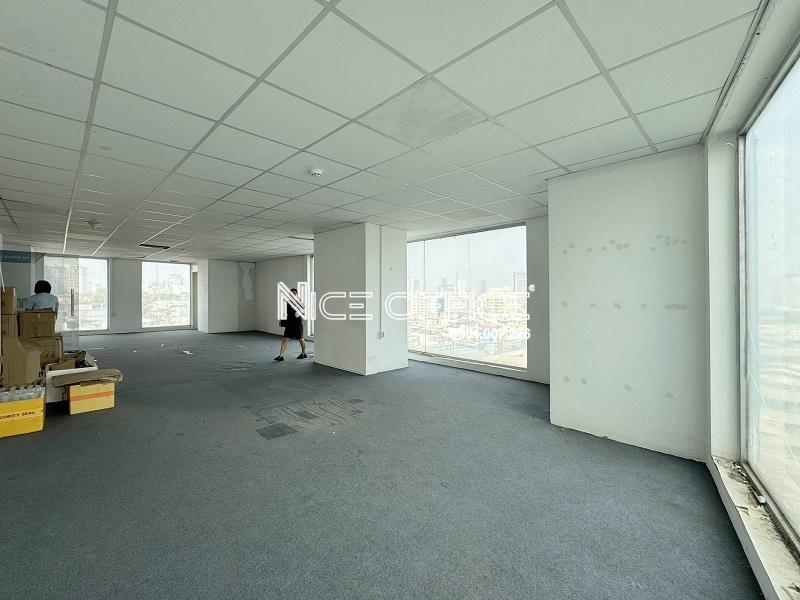 dien-tich-trong-cho-thue-tai-toa-nha-mh-building