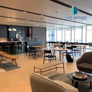 Khu vực pantry với thiết kế mở sang trọng