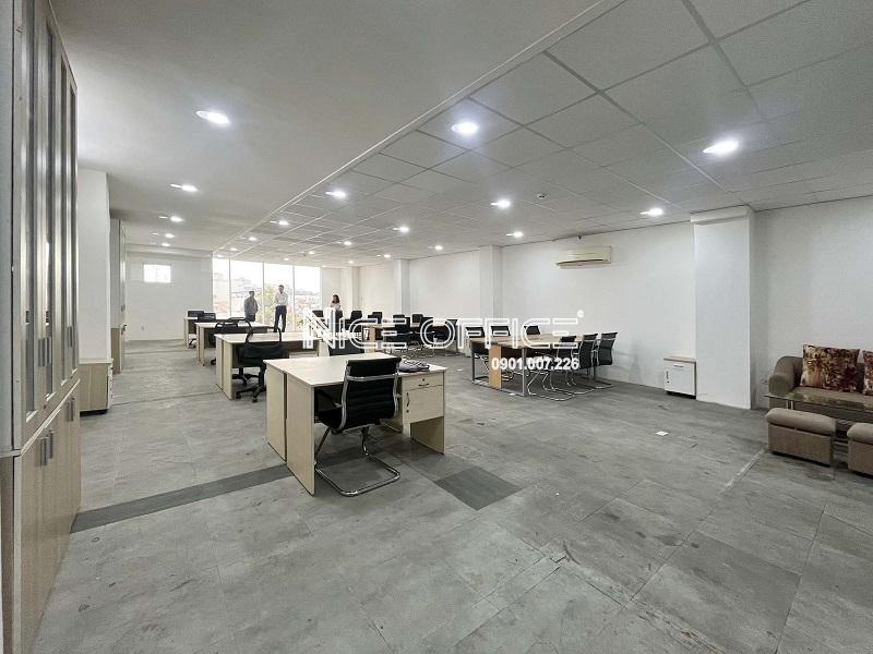 dien-tich-cho-thue-mat-truoc-tai-gic-tran-quang-khai