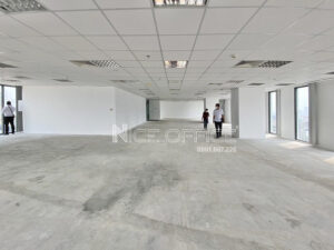 Khách hàng Nice Office đi khảo sát văn phòng trống tại tào nhà Havana Tower