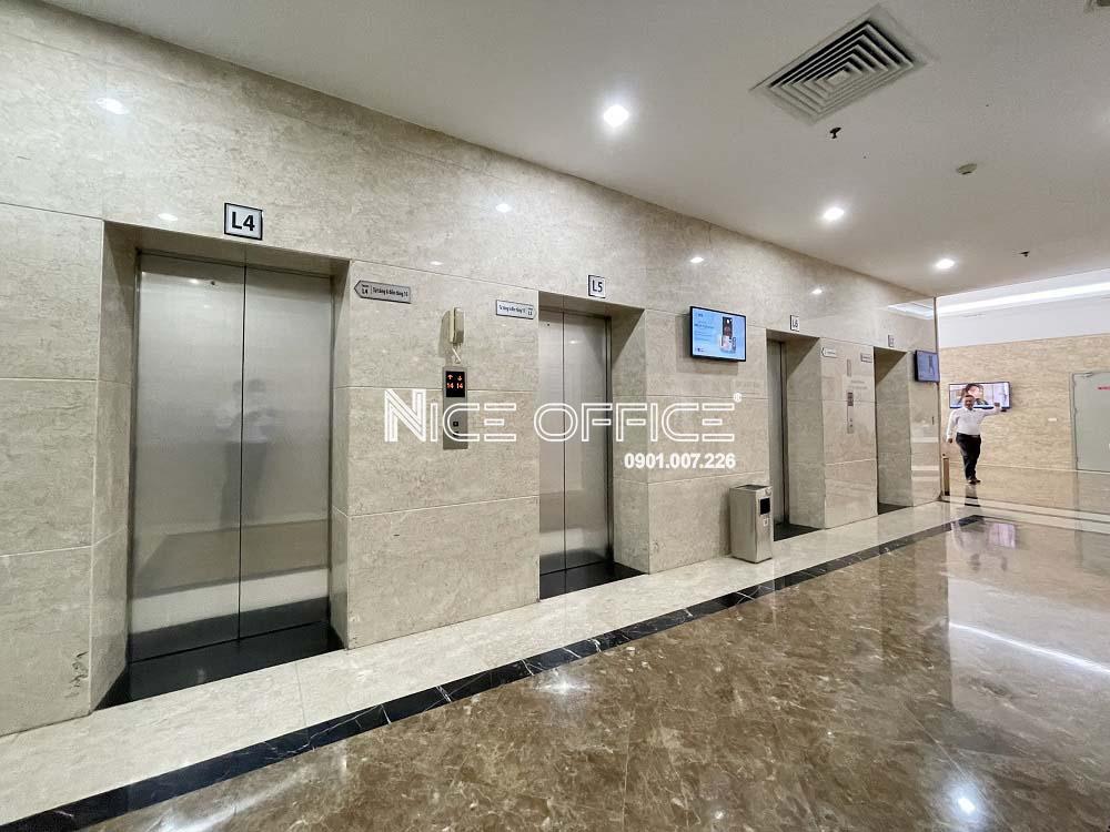 khu-vuc-thang-may-toc-do-cai-tai-toa-nha-pico-cong-hoa