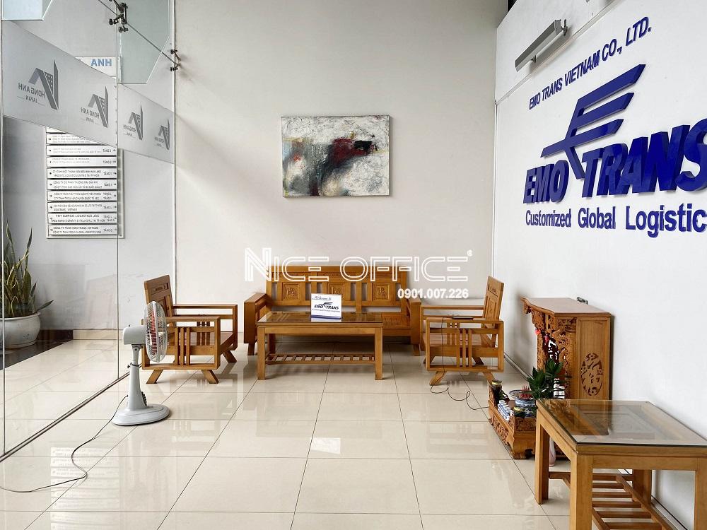 khu-vuc-tiep-khach-chung-tai-sanh-tret-toa-nha-hong-anh-japan