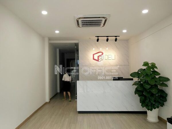 Lễ tân tại tòa nhà Deli Office
