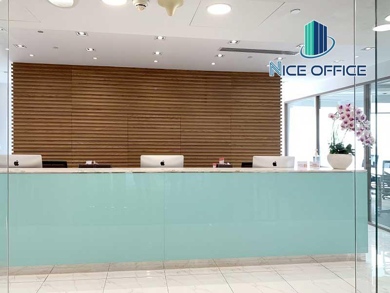 Lễ tân tại văn phòng trọn gói Bitexco (Tầng 46)
