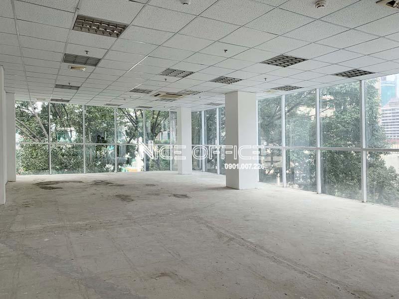 mat-bang-trong-2-mat-view-thong-thoang-tai-toa-nha-da-kao-center