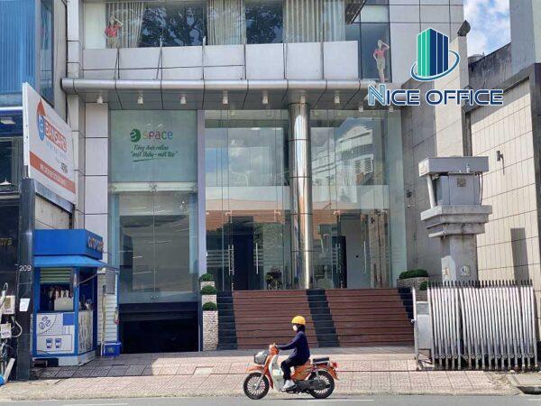 Mặt tiền tòa nhà HH Building
