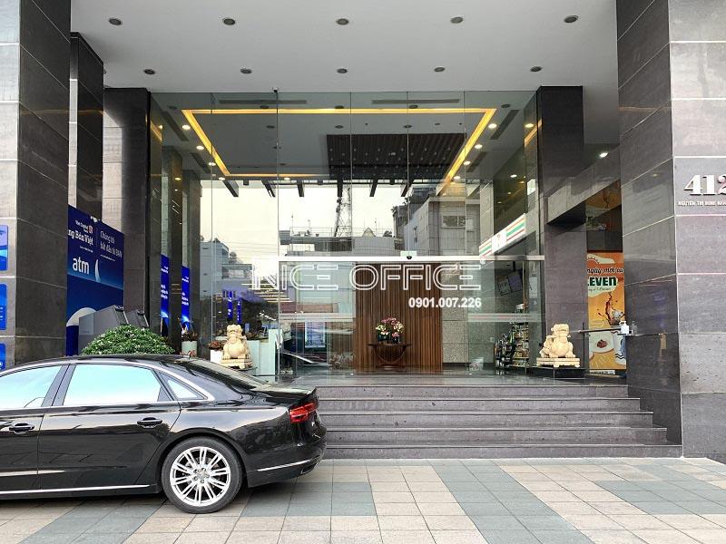 mat-tien-toa-nha-hm-town