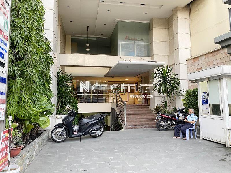 mat-tien-toa-nha-van-oanh-building-duong-phan-dang-luu