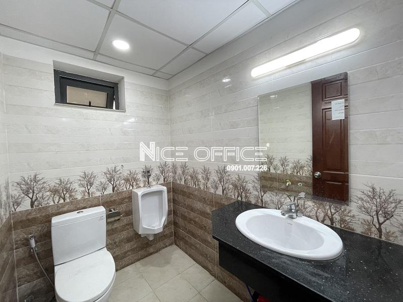 TÒA NHÀ SADO REAL BUILDING - Hình ảnh 9