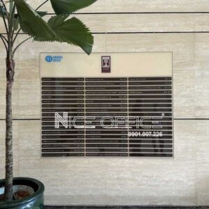 Bảng tên doanh nghiệp tại sảnh trệt tòa nhà Saigon Tower