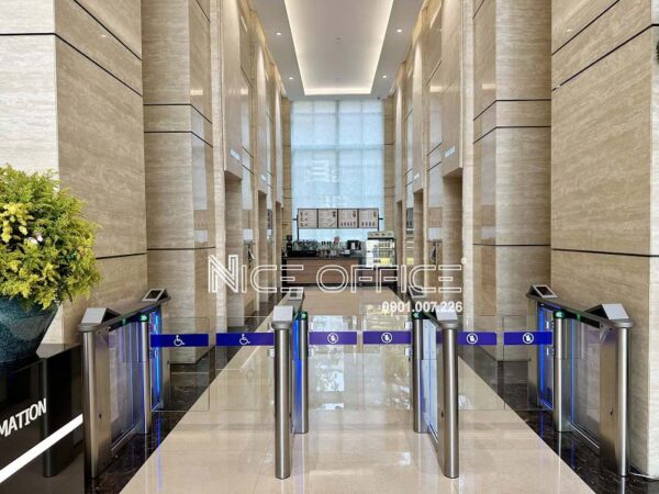 Cổng ra vào dùng thẻ từ tại tòa nhà Saigon Tower