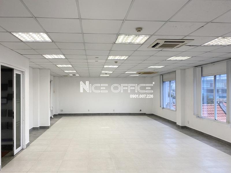 dien-tich-trong-cho-thue-tai-toa-nha-le-huynh-building