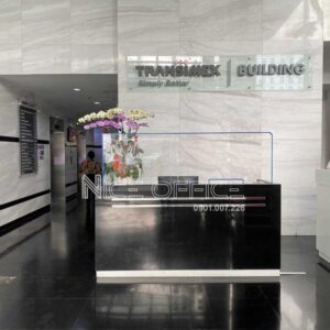 Lễ tân tại tòa nhà văn phòng TMS Quận 1