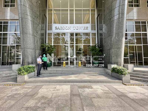 Mặt tiền tòa nhà Saigon Tower quận 1