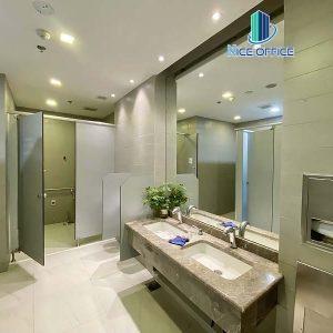 Nhà vệ sinh tại tòa nhà Vietcombank Tower