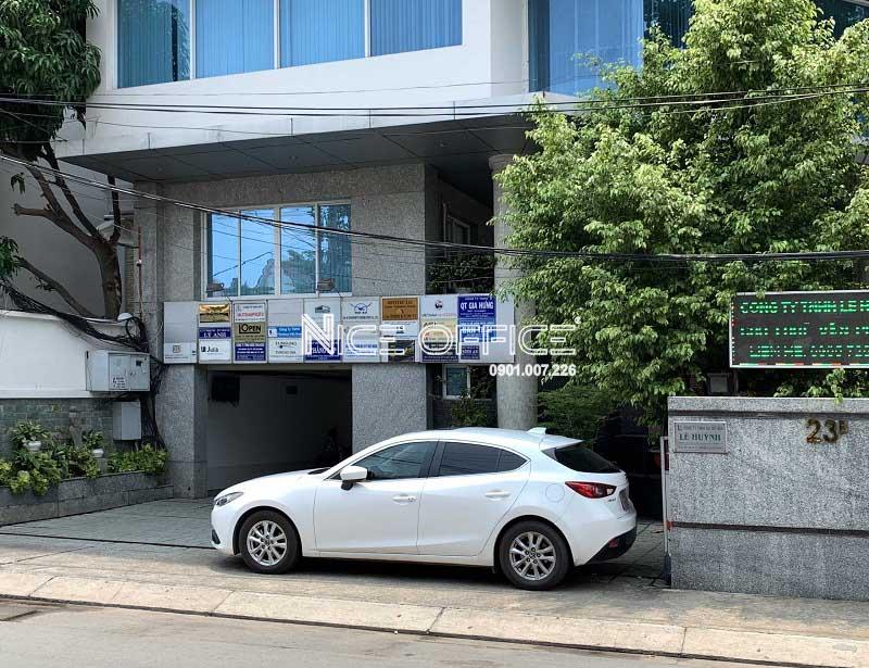 phia-truoc-toa-nha-le-huynh-building-quan-2