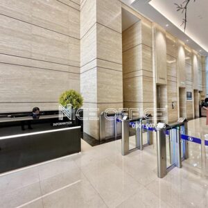 Sảnh lễ tân tại tòa nhà Saigon Tower