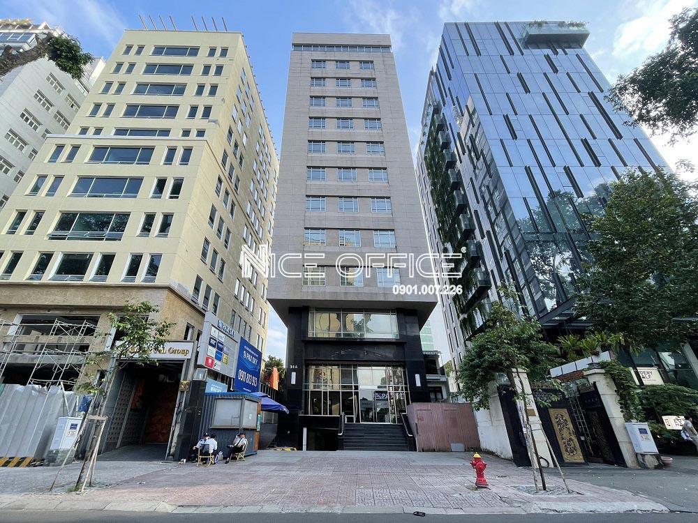 TÒA NHÀ SB SPACE PHẠM NGỌC THẠCH