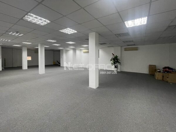 Diện tích trống tại Winner Land Building