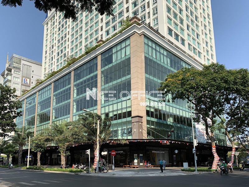 duong-nguyen-dinh-chieu-va-truong-dinh-phia-truoc-toa-nha-leman-luxury