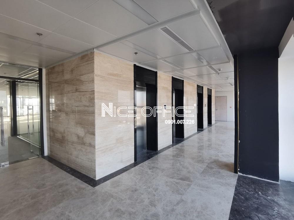 khu-vuc-cong-thang-may-tai-moi-tang-toa-nha-cityland-tower