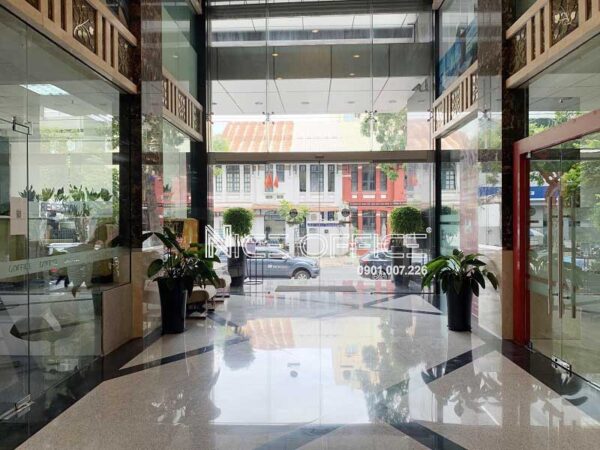 Khu vực sảnh trệt tòa nhà Rosana Tower