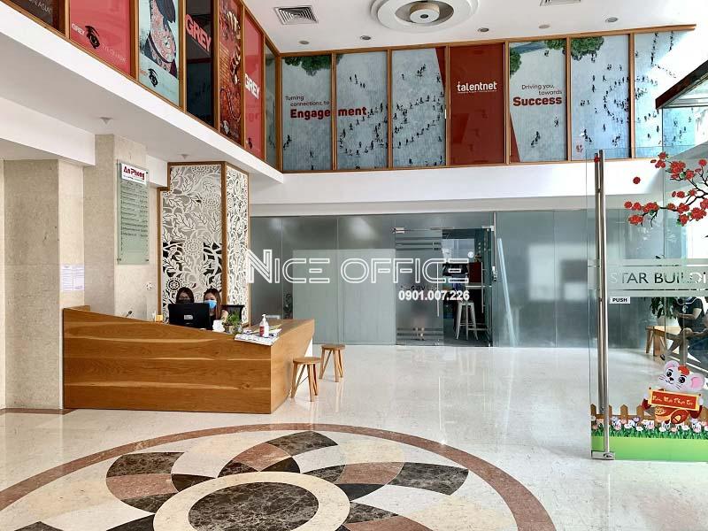 le-tan-va-sanh-don-khach-tai-toa-nha-star-building