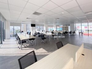 Văn phòng cho thuê có sẵn nội thất cho sang nhượng