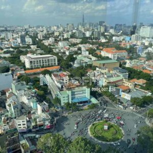 View vòng xoay Công Trường Dân Chủ nhìn từ tầng 20 tòa nhà Viettel