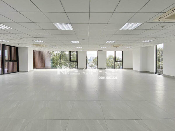 Diện tích trống cho thuê tại tòa nhà Akuruhi Tower