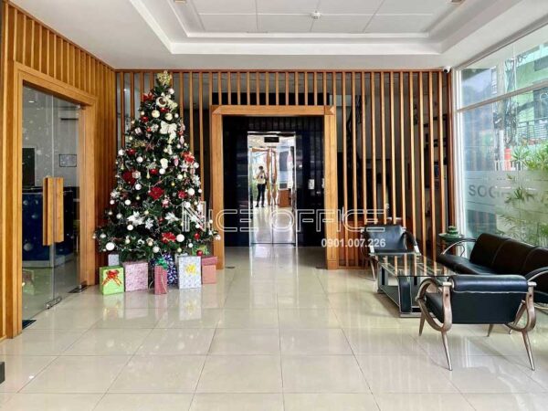 Khu vực thang máy tại tòa nhà Sogetraco Building