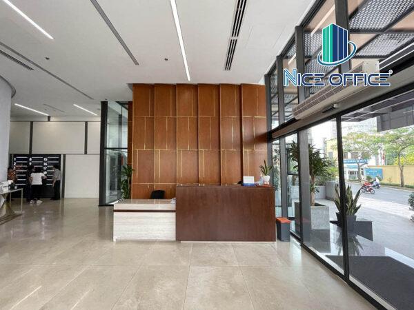 Lễ tân tại tòa nhà Phượng Long 2 Building