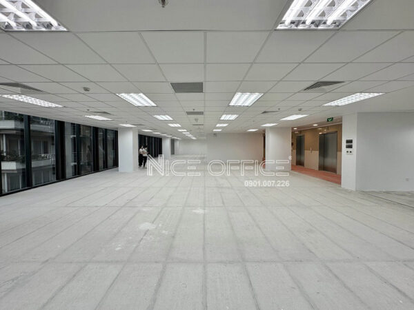Mặt bằng trống tại tòa nhà Alpha Tower