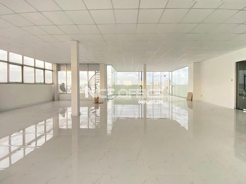 mat-bang-trong-tai-toa-nha-pls-nguyen-kiem