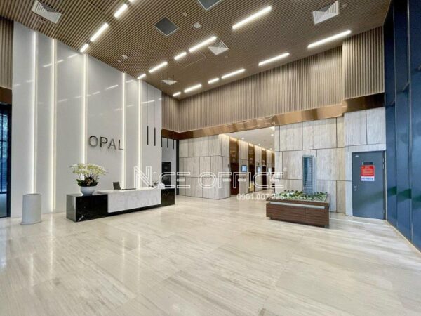 Sảnh đón khách tại tòa Opal Tower