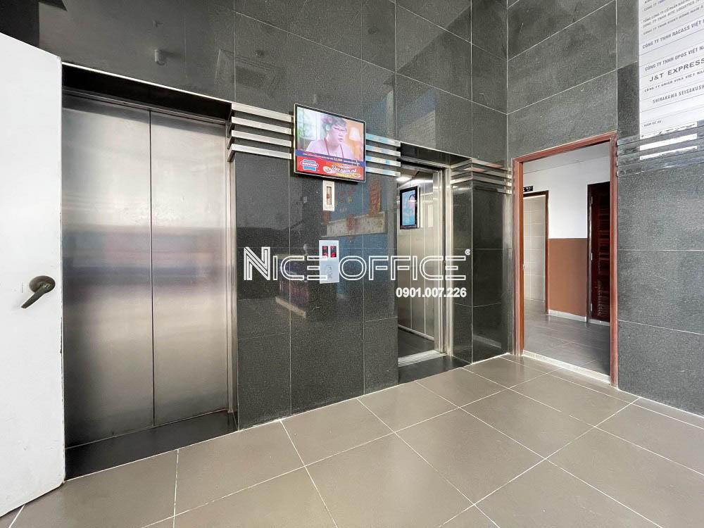 thang-may-tai-toa-nha-phuoc-thanh-building