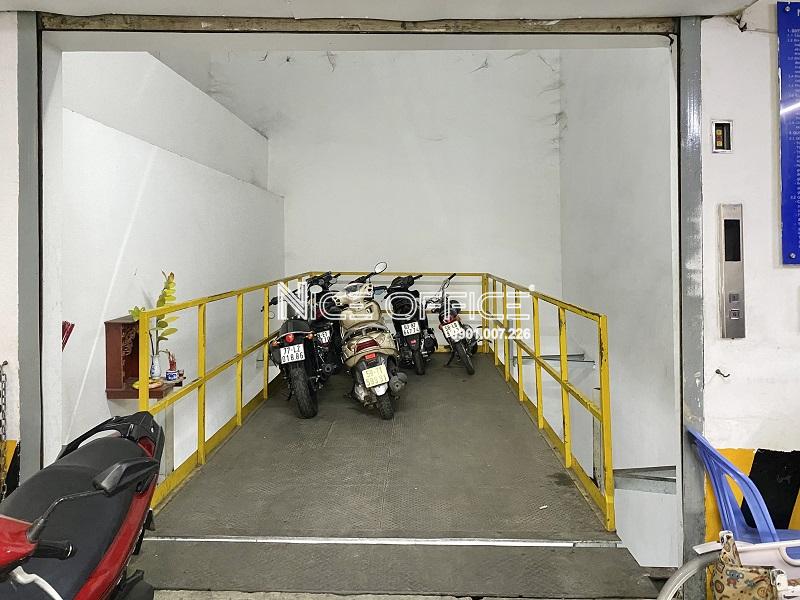 thang-nang-xuong-ham-b2-tai-toa-nha-bao-nhan-dan-building-quan-3