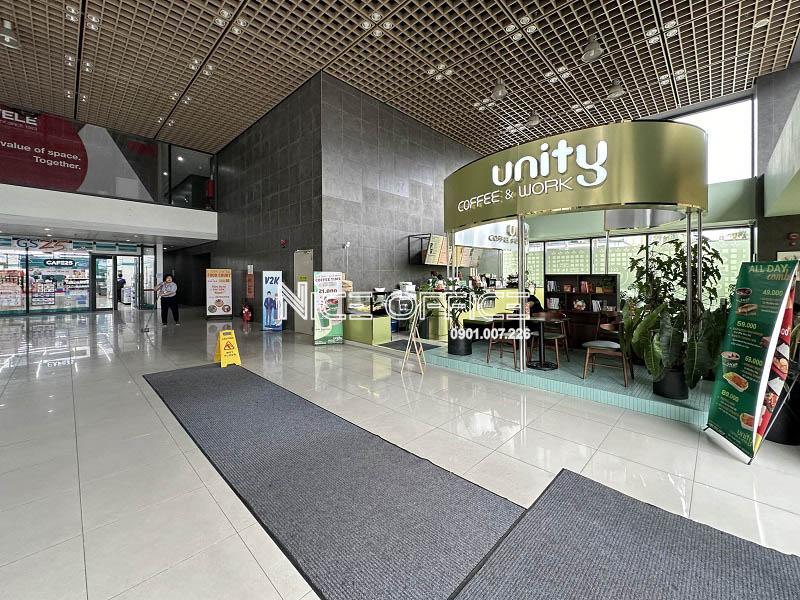 tien-ich-cafe-tai-tang-tret-toa-nha-ree-tower