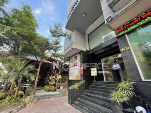 Tiện ích cafe và ngân hàng tại tòa nhà Thanh Dung Building