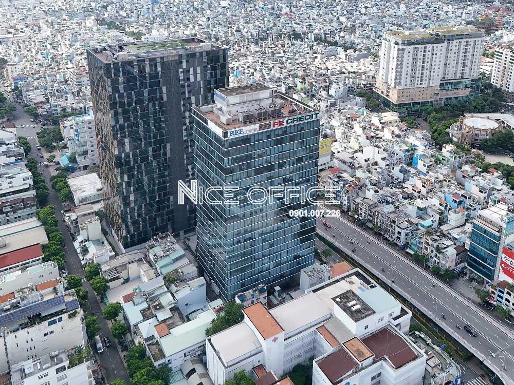 toan-canh-toa-nha-ree-tower