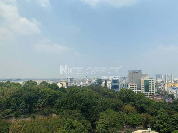 View công viên Hoàng Văn Thụ nhìn từ tầng 12 tòa nhà TTC Building
