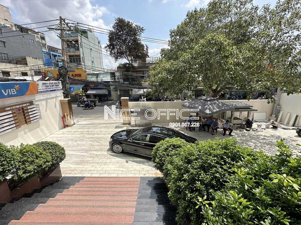 khuon-vien-tai-toa-nha-my-thinh-building