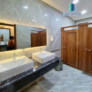 Toilet Nữ tại tòa nhà DAG Tower luôn được dọn vệ sinh sạch sẽ