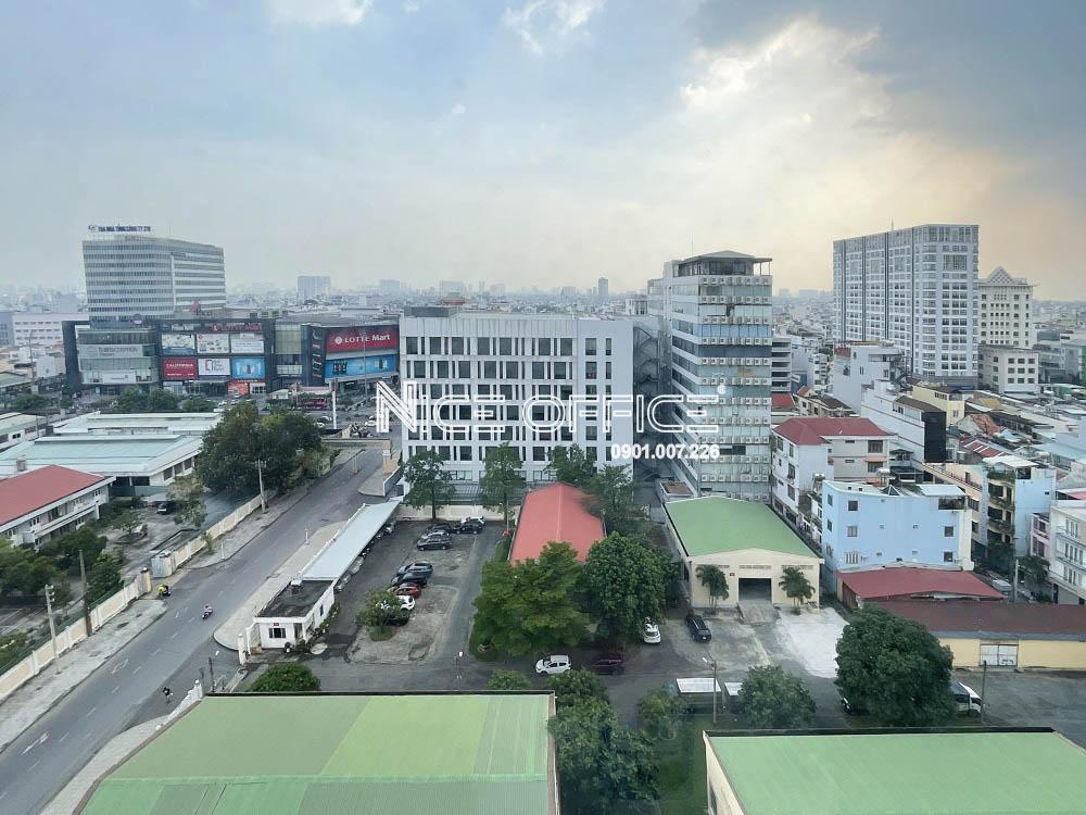 view-nhin-tu-tang-11-toa-nha-cong-hoa-garden-quan-tan-binh