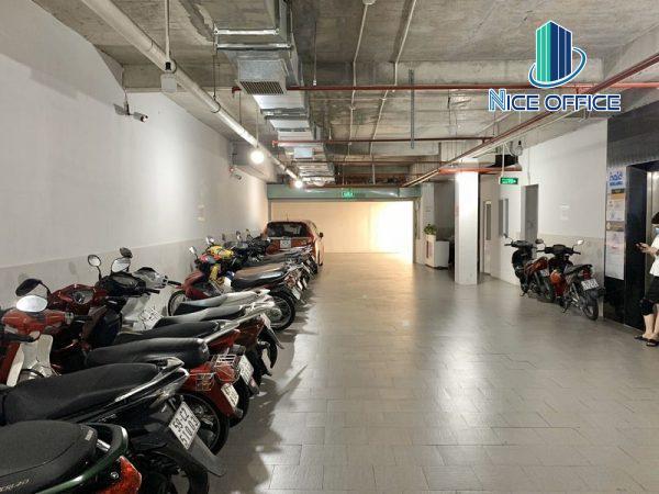 Hầm xe tại tòa nhà Halo Building Nguyễn Hữu Cảnh
