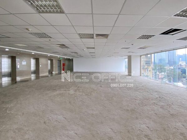 Diện tích 200m2 đối diện thang máy tại ROX Tower
