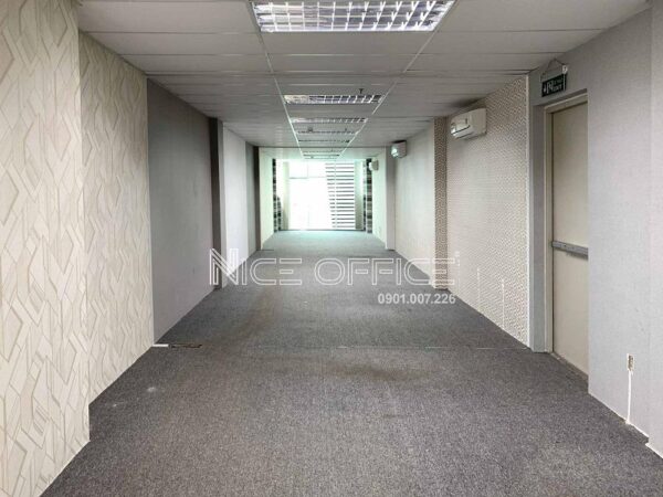 Diện tích trống nhỏ tại tòa nhà Ký Con Building
