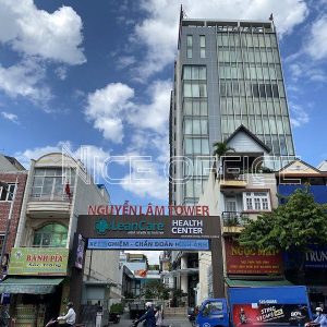 Đường Dương Bá Trạc phía trước tòa nhà Nguyễn Lâm Tower
